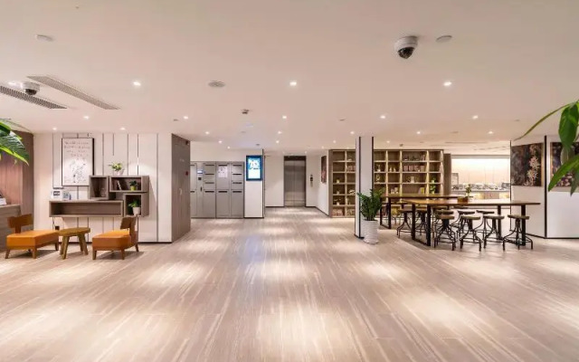 Hanting Hotel Shanghai Lingang Dishui Lake