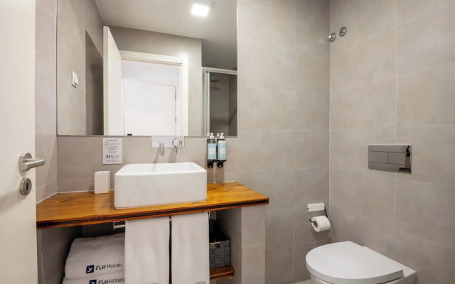 Bica FLH Suites