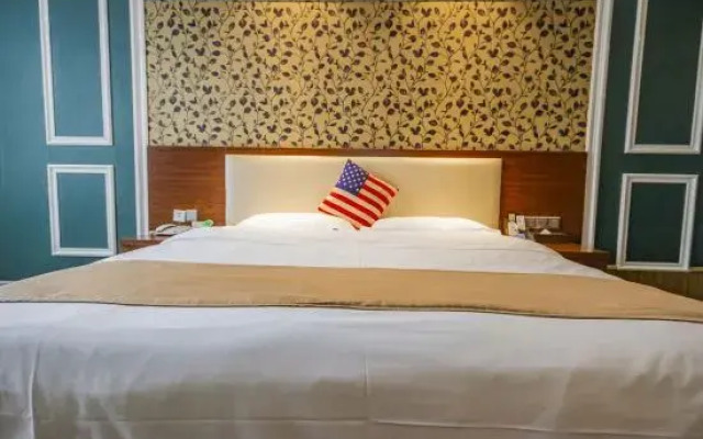 Qinyuan Zhixuan Hot Spring Hotel