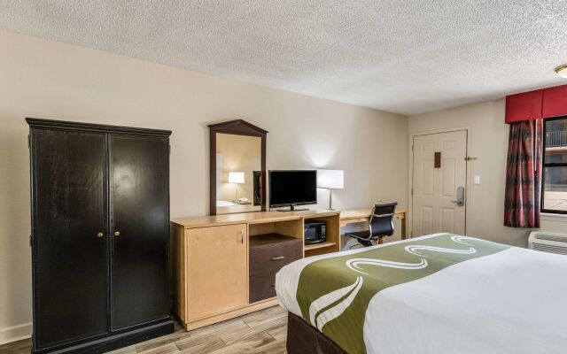 Quality Inn & Suites Hot Springs-Lake Hamilton