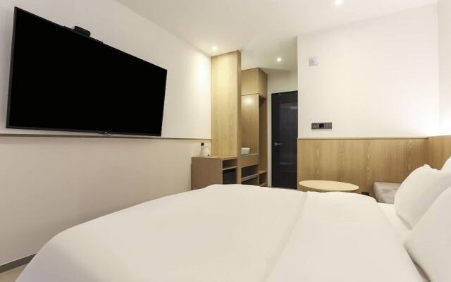 Wonju Brown Dot Hotel Corporate City