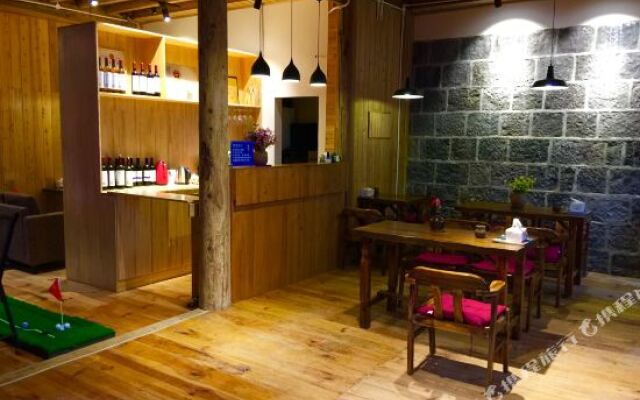 Heshun Nanshanju Inn