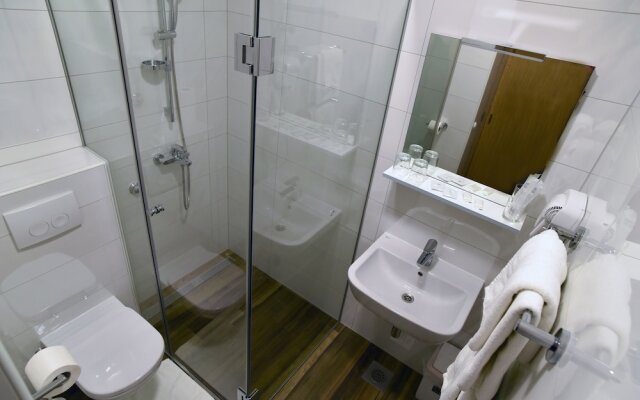 Tim Rooms
