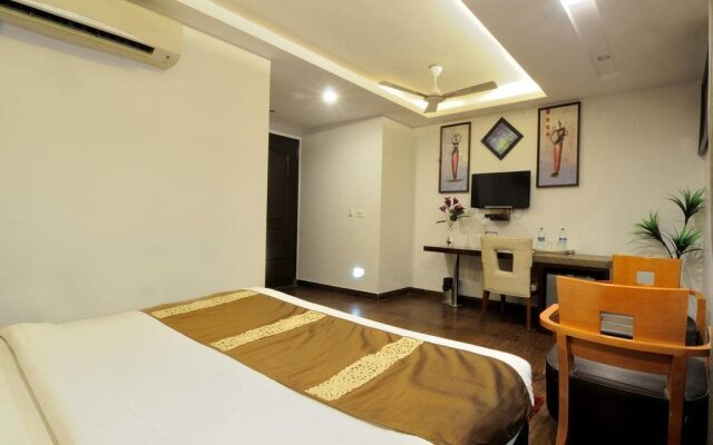 Check In Room Chuna Mandi
