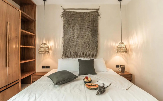 TOTALLY PRIVATE POOL AND TERRACE @ La Veleta D4