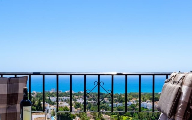 Apartment - 2 Bedrooms with Pool, WiFi and Sea views - 107869