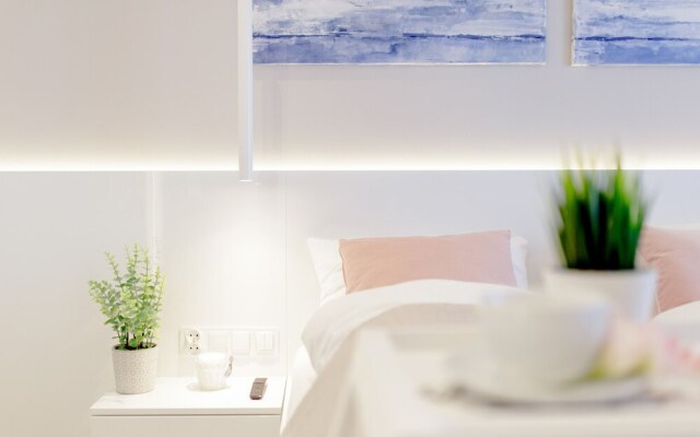 Gardenia Seaside 2 Apartments by Renters