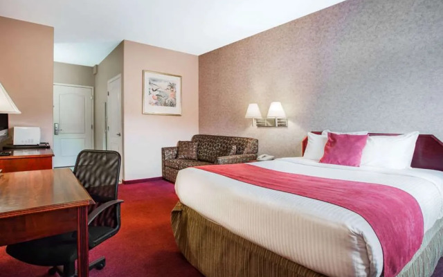 Ramada Limited 100 Mile House