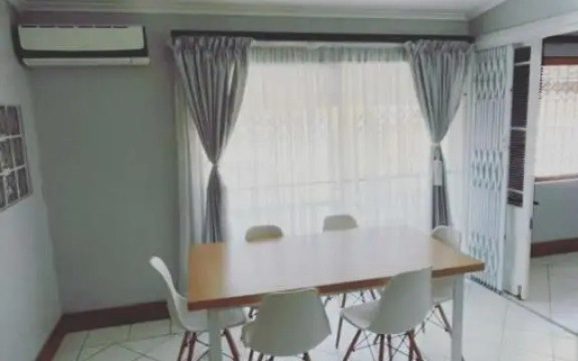 Everly4 Guest Apartment