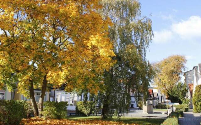 On the old River Modern Retreat