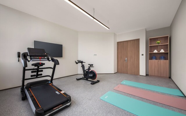 Holiday Inn Express Nanjing Jiangbei Wonhall Mall by IHG