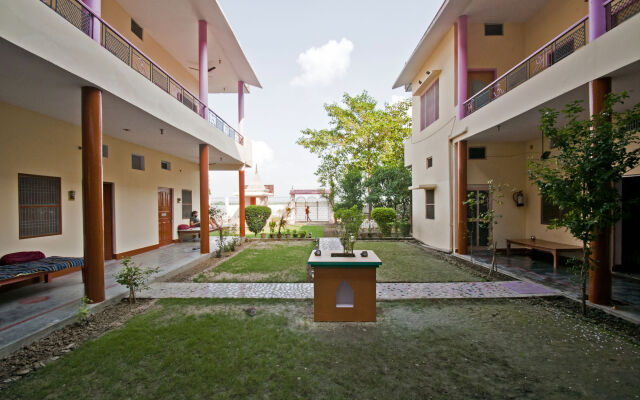 Shri Yoga Mandir Guest House