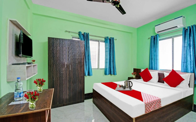 OYO Flagship 70156 Dark N Dreams