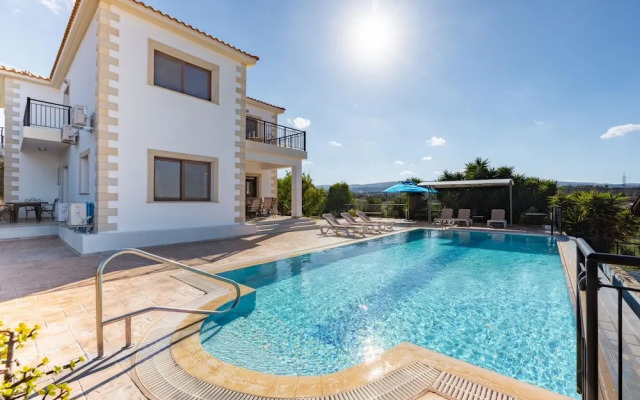 Villa Kambos Ena in Polis