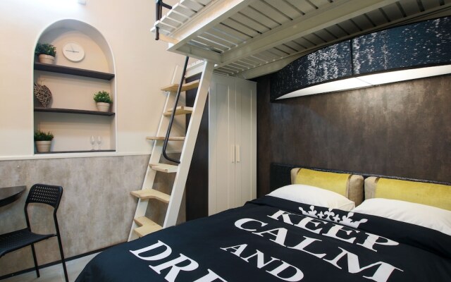 Modern Central Studio 5 min to Beach