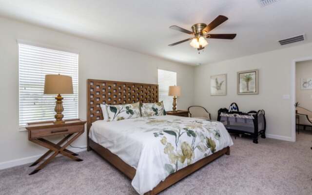 6 Bedroom 5 Bathroom