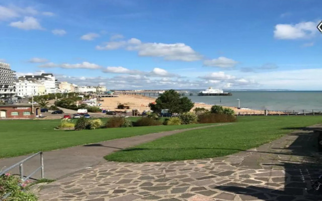 Carlton Courth Hotel Eastbourne