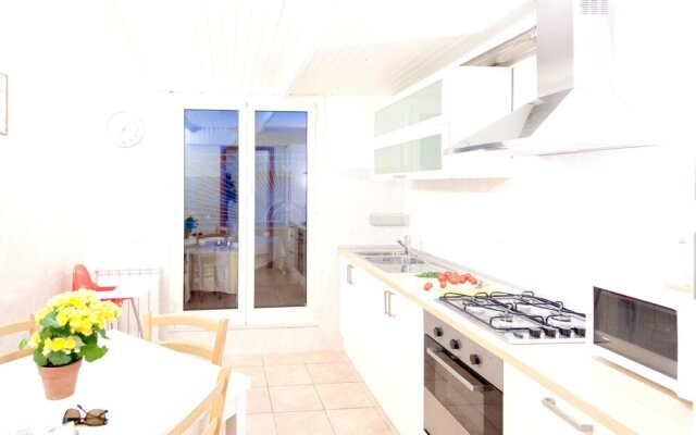 Apartment With 5 Bedrooms in Rome, With Wonderful Mountain View, Furni
