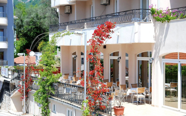 Hotel Magnolija