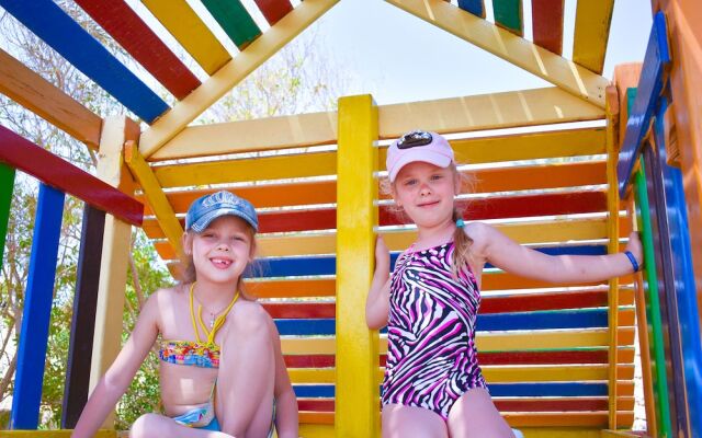 Parrotel Aquapark Resort