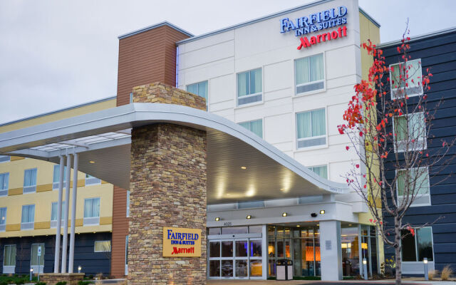 Fairfield Inn & Suites Canton South