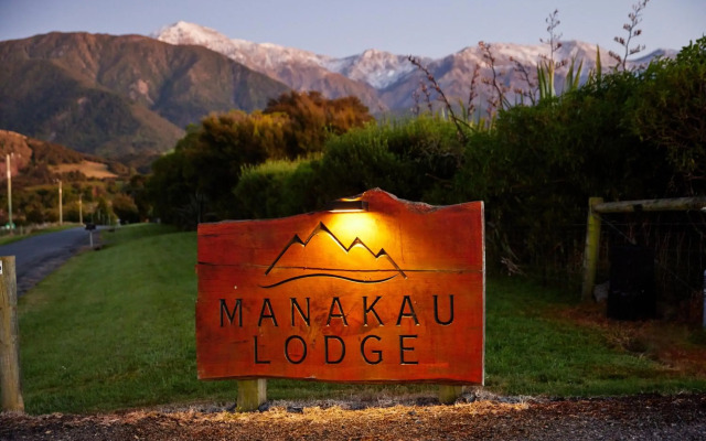 Manakau Lodge
