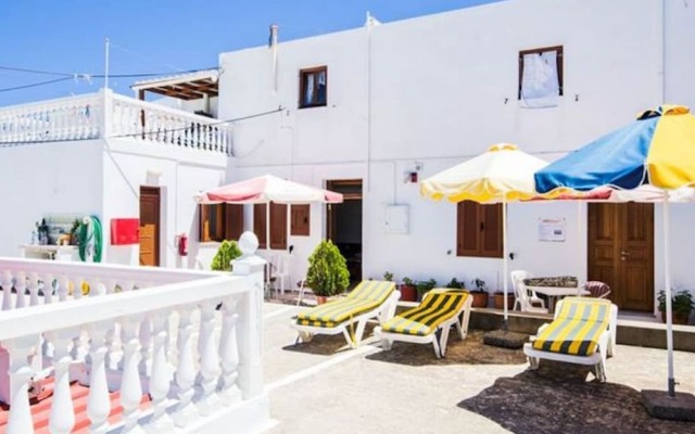 Triple Sea View Family Room Close To The Beach