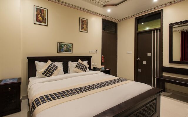 Hotel Surya Garh