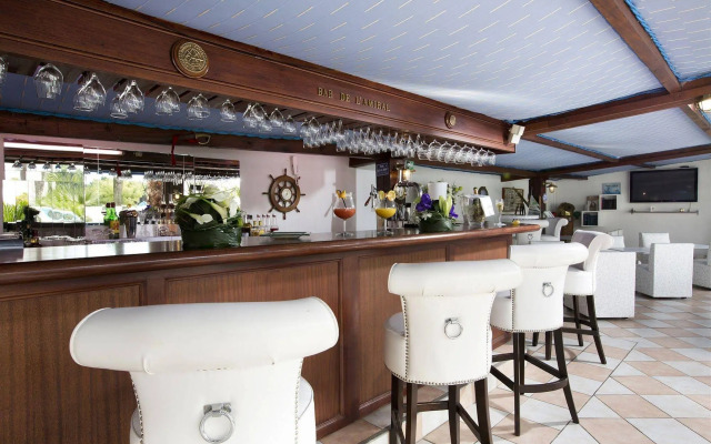 Hotel La Villa Juan Beach