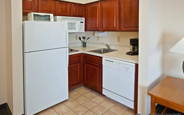 Staybridge Suites Indianapolis-Fishers by IHG