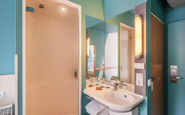B&B HOTEL Köln-Porz