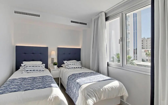 Carihuela Suites