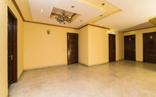 OYO 8534 Golden Park