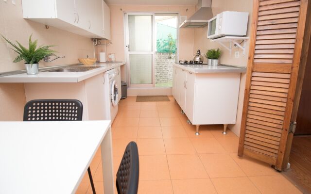 Stunning 3 Bedrooms Apartment