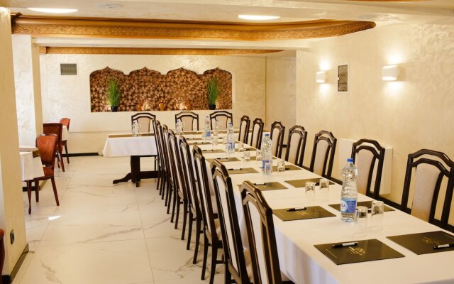Hotel Vrbak ND