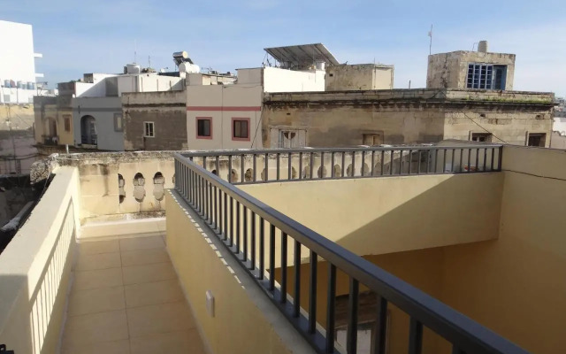 SB3 - Stylish PENTHOUSE - Superb Location Msida