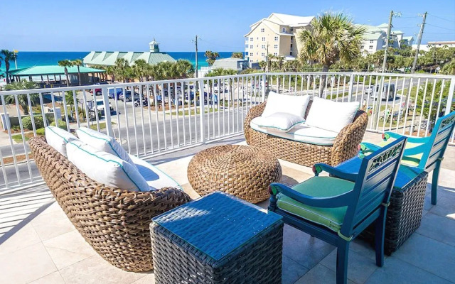 Turquoise by the Gulf by RedAwning