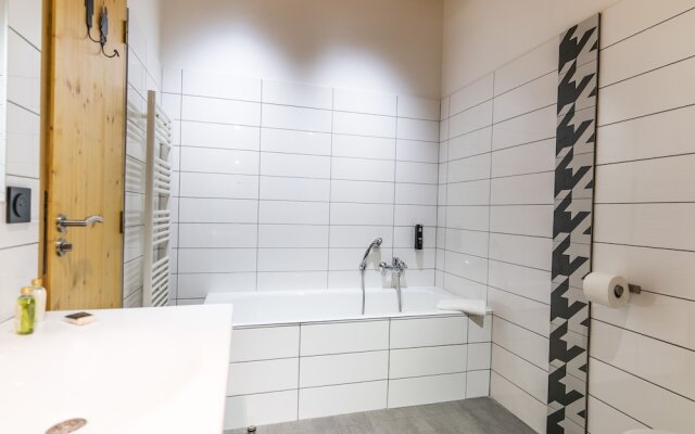 Cristal Lodge by Daddy Pool - TerresenS