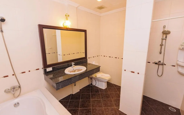 Sukcheewa Residence Phuket