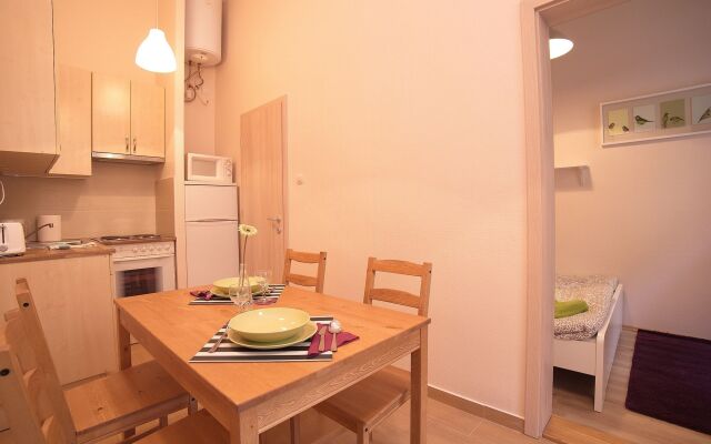 Opera Guesthouse & apartments