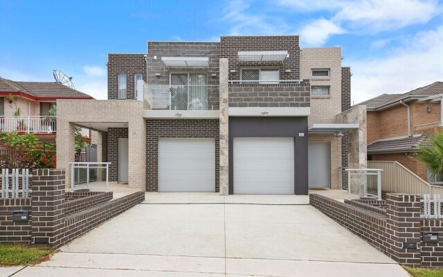 Pearson Villas - Sydney