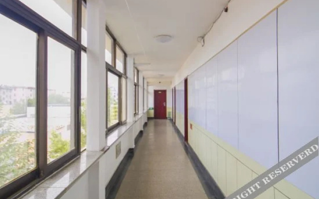 Runtong Express Hotel