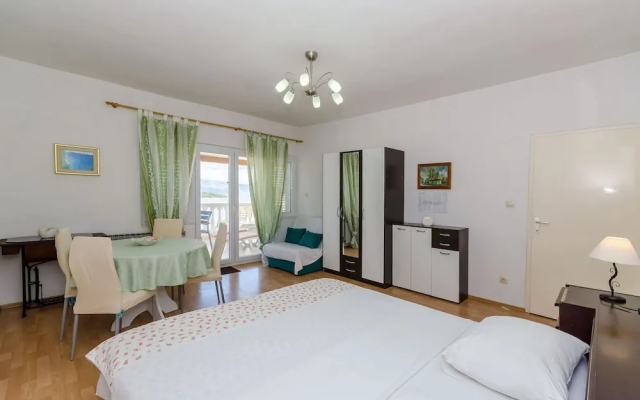 Apartments Jakov