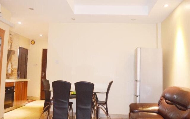 Selina Apartments