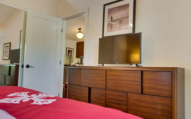 Aina Nalu Condo C208 - 2 Br Condo