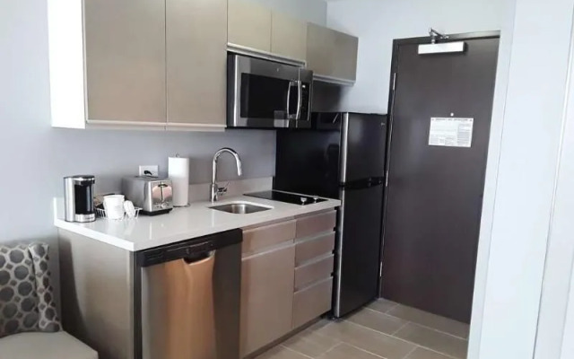 Hawthorn Suites By Wyndham Loveland