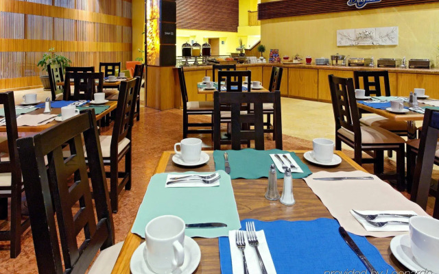 Holiday Inn Express Nuevo Laredo by IHG