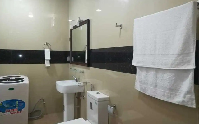Thilini Tour INN