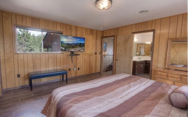 The Heights 4 Bedroom Home by RedAwning