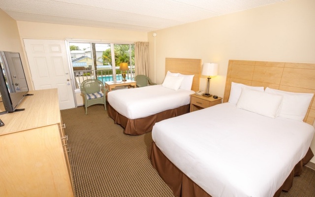 Naples Garden Inn